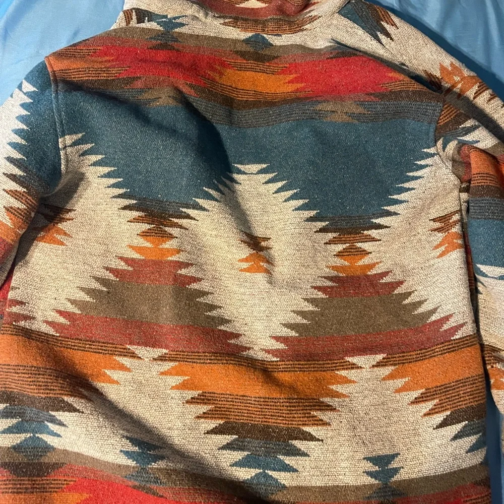 Aztec Shacket. SIZE:S - Picture 3 of 3
